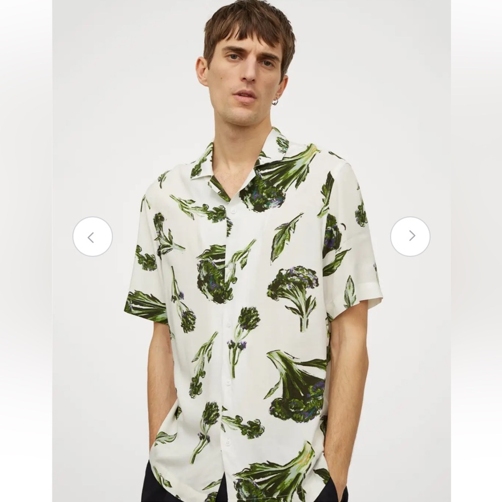 H&M Men's White and Green Printed Shirt Size S